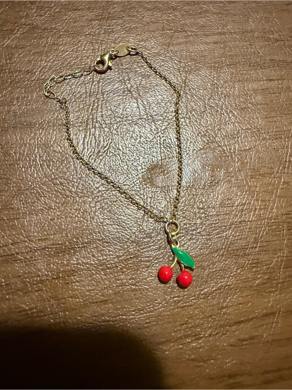 Dyadema 925 Ankle Bracelet with Cherry Charm - Red & Green. A 925 Gold Platted.